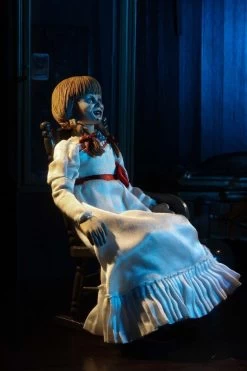 NECA The Conjuring Universe - Annabelle Clothed Actionfigur -Charakterpuppen Geschäft 1489312 1