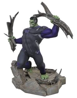 Diamond Select Marvel Gallery - Avengers: Endgame - Tracksuit Hulk DLX Statue